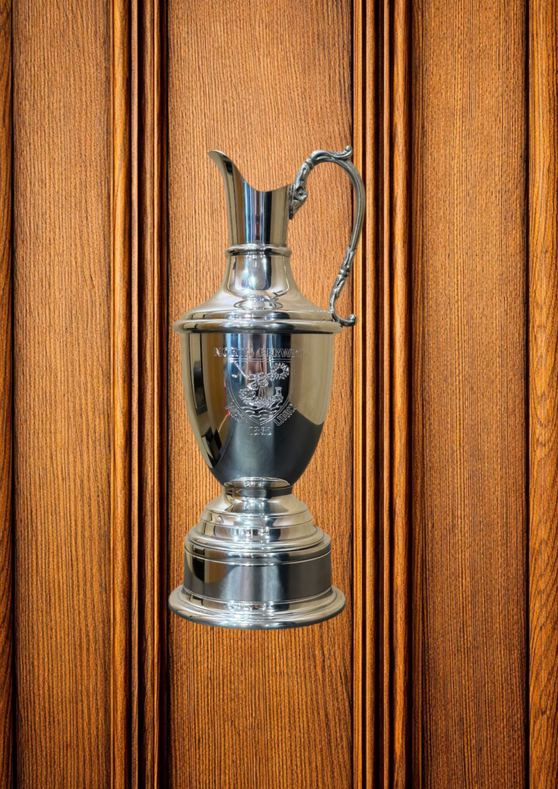 Medium Claret Jug With Plinth