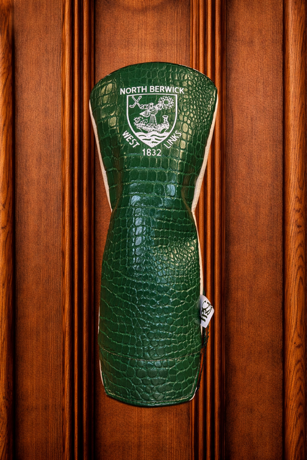 Vintage Gator Hybrid Cover Tonal Logo